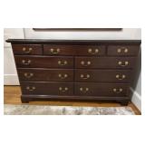 Traditional Style Dresser