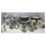 Christmas Dinnerware