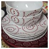 JC Penny Home Dishes Set