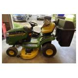 John Deere Riding Lawnmower