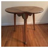 Clover Shaped Drop Leaf Table