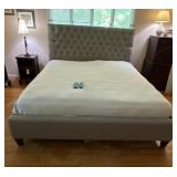 Tufted Upholstered Platform Bed