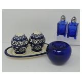 Polish Pottery Salt & Pepper, Blue Apple & Salt,