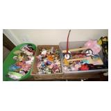 Doll House Furniture and Figurines