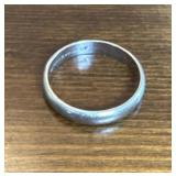 14K Gold Menï¿½s Wedding Band