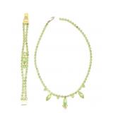 GOLDTONE COSTUME JEWELRY NECKLACE & BRACELET