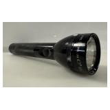 BLACK MAG-LITE D-CELL FLASHLIGHT