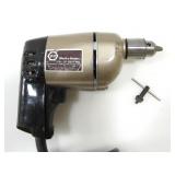 BLACK & DECKER 3/8' DRIVE CORDED POWER DRILL