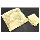OFF-WHITE TABLE CLOTH AND NAPKINS