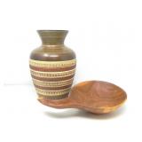 DUMLER & BREIDEN VASE AND WOODEN BOWL