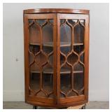 ANTIQUE BLURRED MAHOGANY CORNER DISPLAY CABINET