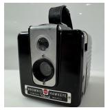KODAK BROWNIE HAWKEYE FLASH MODEL CAMERA