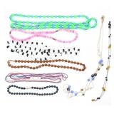 ASSTD COSTUME BEADS NECKLACES & GLASSES CHAIN