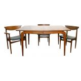 Lane Perception Extension Dining Table & Chairs