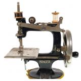 Singer Model 20 Antique Toy Sewing Machine
