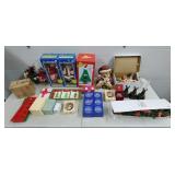 Box Lot of Assorted Xmas Decorations