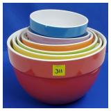 Mutli-Colored Stoneware Mixing Bowl Set