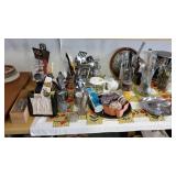 Large Lot of Mixed Kitchen Utensils, Kitchenware