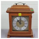 Vtg Wooden Tambour Style Mantel Clock