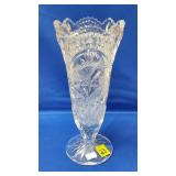 Hofbauer "Byrdes" Pedestal Crystal Vase