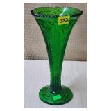 Antique Heisey Emerald Green Pineapple & Fan Vase