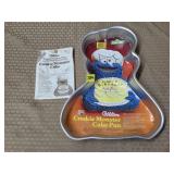 1982 WIlton Cookie Monster Cake Pan w/ Label