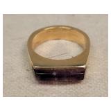 10K Size 8.5 Ring 9.18 Grams (pls view picts)