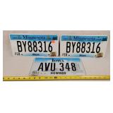 Pair of 2022 Minnesota Bus License Plates - Alum.