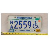 1993 Minnesota Handicap License Plate - Metal