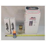 Aladdin Oil Lamp with 2 Chimneys & Mantle
