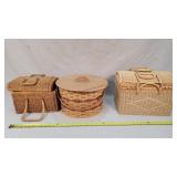 Pie Carrier Basket & 2 Picnick Baskets