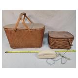 2- Vintage Picknick Baskets