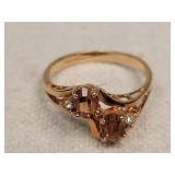 14K Size 9 Ring - 2.63 Grams - brown stones /