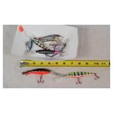 8 Fishing Lures 3" to 5"