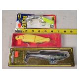 3 Fishing Lures 6"