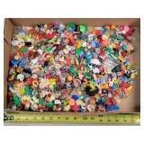 Vintage Toy Prizes / Charms