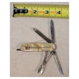 Vintage International Harvester Pocket Knife