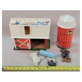 Fisher Price Barn & Silo - Missing Door