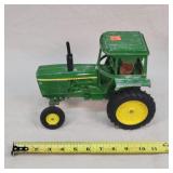 1/16 John Deere 4430 Tractor