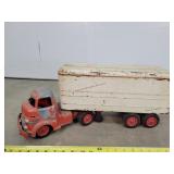 Antique Wyandotte Semi & Trailer - Broken