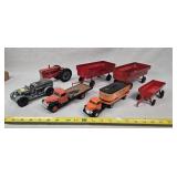 1/16 IH Flare Box Wagons, Tractor, Semi Bank, &