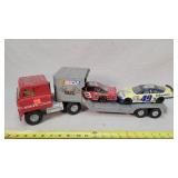 ERTL Nascar Hauler Semi