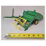 Vintage 1/16 IH Forage Harvester - Nice