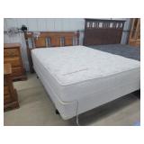 Maple Queen Size Bed