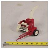 Vintage 1/16 IH Forage Harvester - Nice