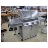 Weber Genesis LP Gas Grill w LP Cylinder