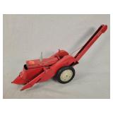 True Scale 1/16 Tractor w/ 2 Row Corn Picker