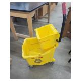 Rubbermaid Mop Bucket