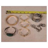 6- Bracelets & 1 Earing Set