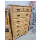 Quality Solid Oak Chest of Drawers